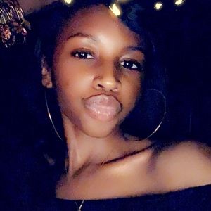 Meet your Posher, Shaquetta